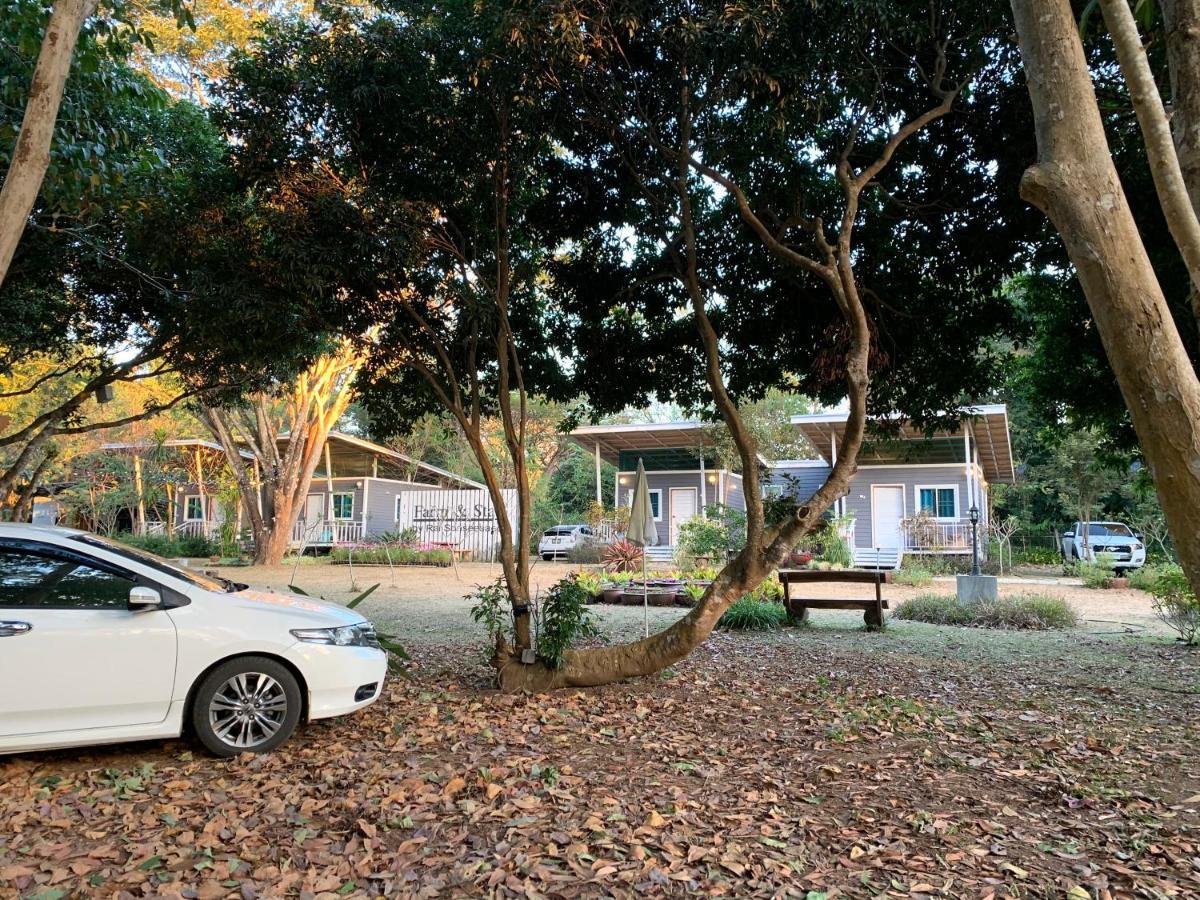 Farm stay Sonseesaed Farm At Phu Ruea